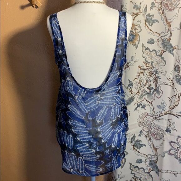 Patterson J. Kincaid Sheer Feather Design Tank - Picture 2 of 7